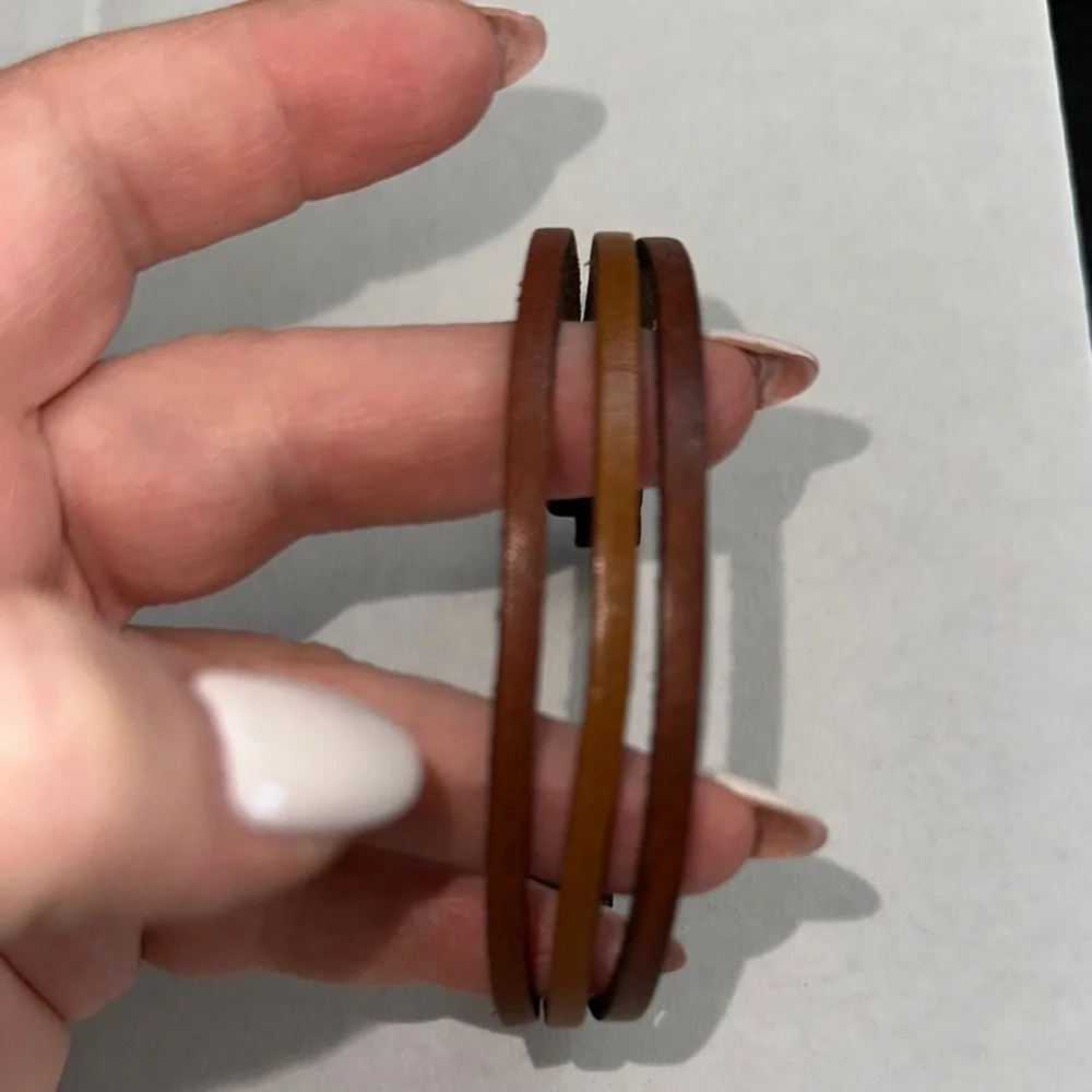 Brown Leather Men's Bracelet with magnetic closure